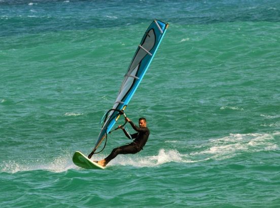 Aluguel de Equipamento de Windsurf