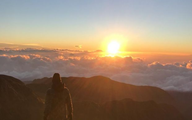 Nascer do sol no Pico da Bandeira