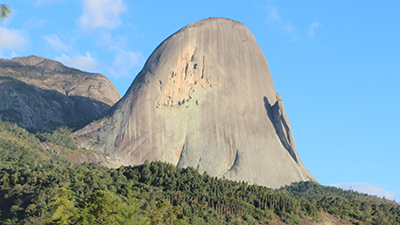 Pedra do lagarto em Pedra Azul